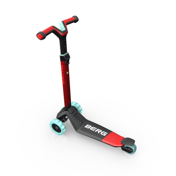 BERG Nexo Foldable Lights Magnet Deck 3 Wheeled Scooter - Red